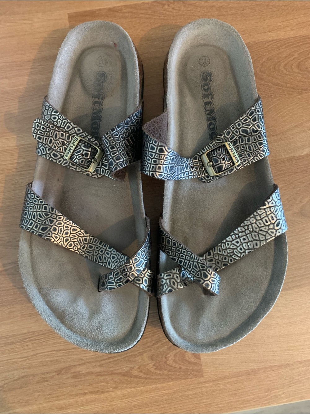 SoftMocs Geometric Metallic Strap Sandals - Bronze/Black